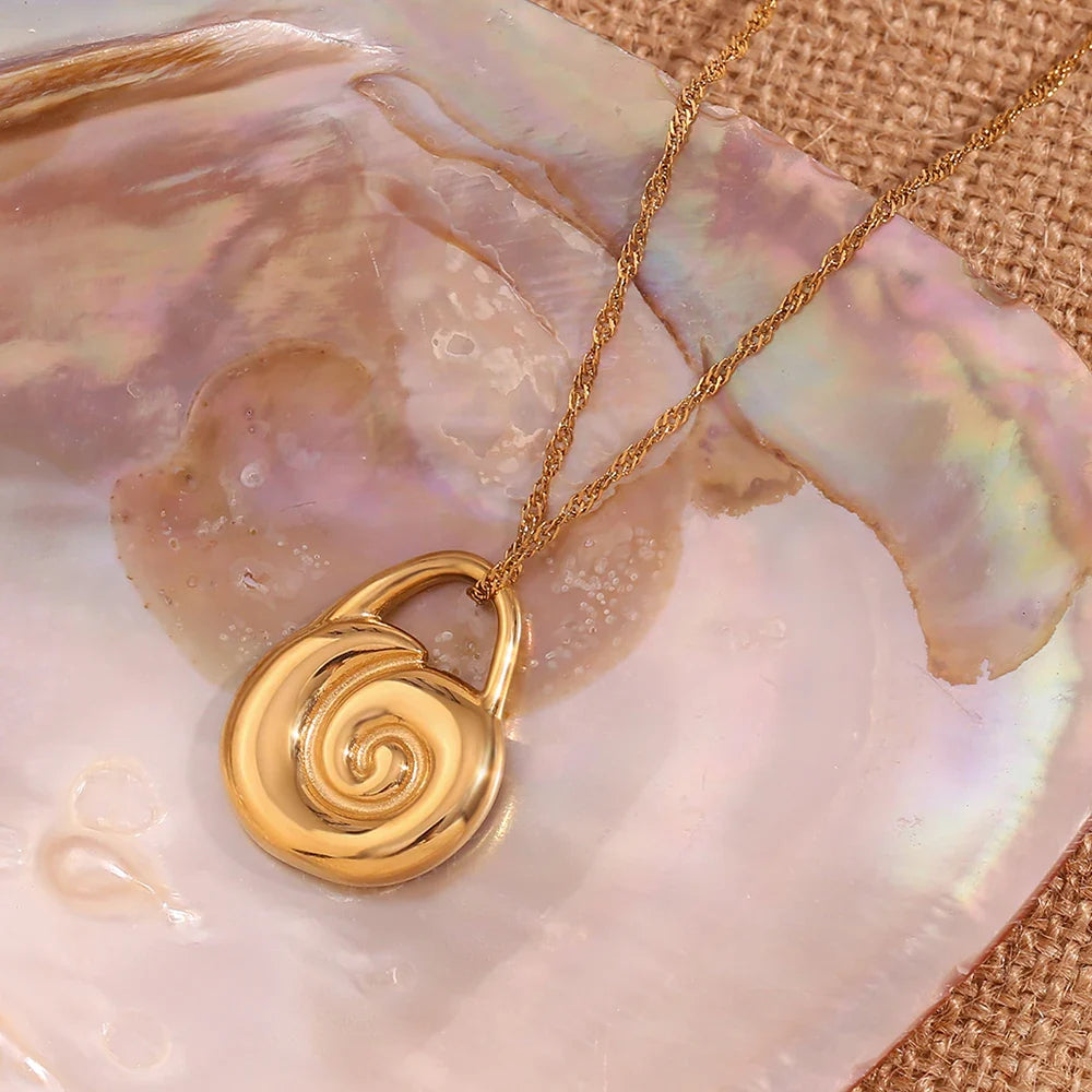 Colar Espiral Dourado em Aço Inoxidável 18 Quilates
